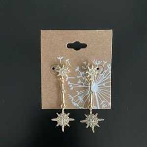 NWT Star Earrings